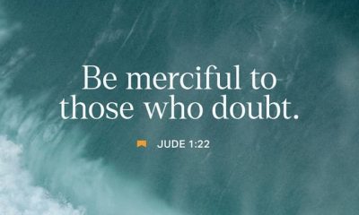 Text from Jude 1:22 encouraging mercy towards those who doubt, with a serene ocean background. — Jude 1 22 meaning